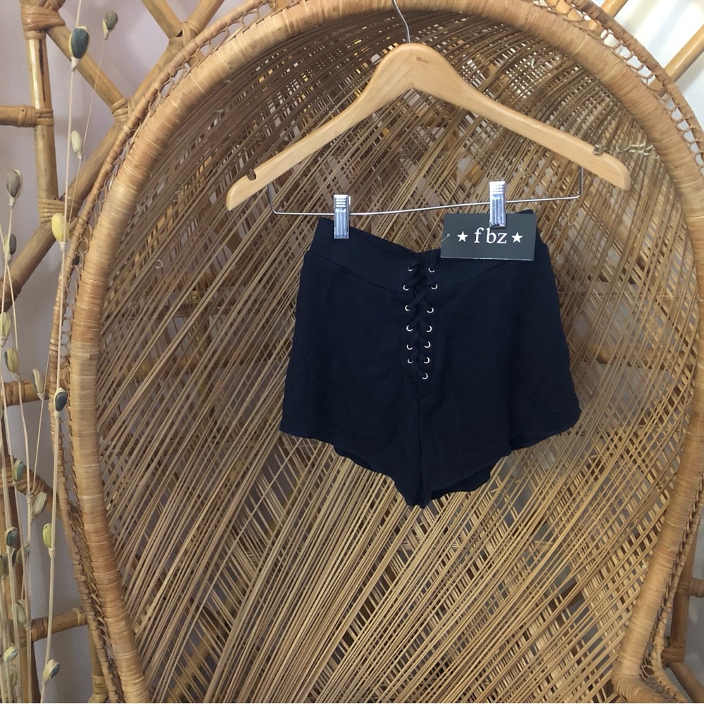 FLOWERS BY ZOE navy shorts NWT